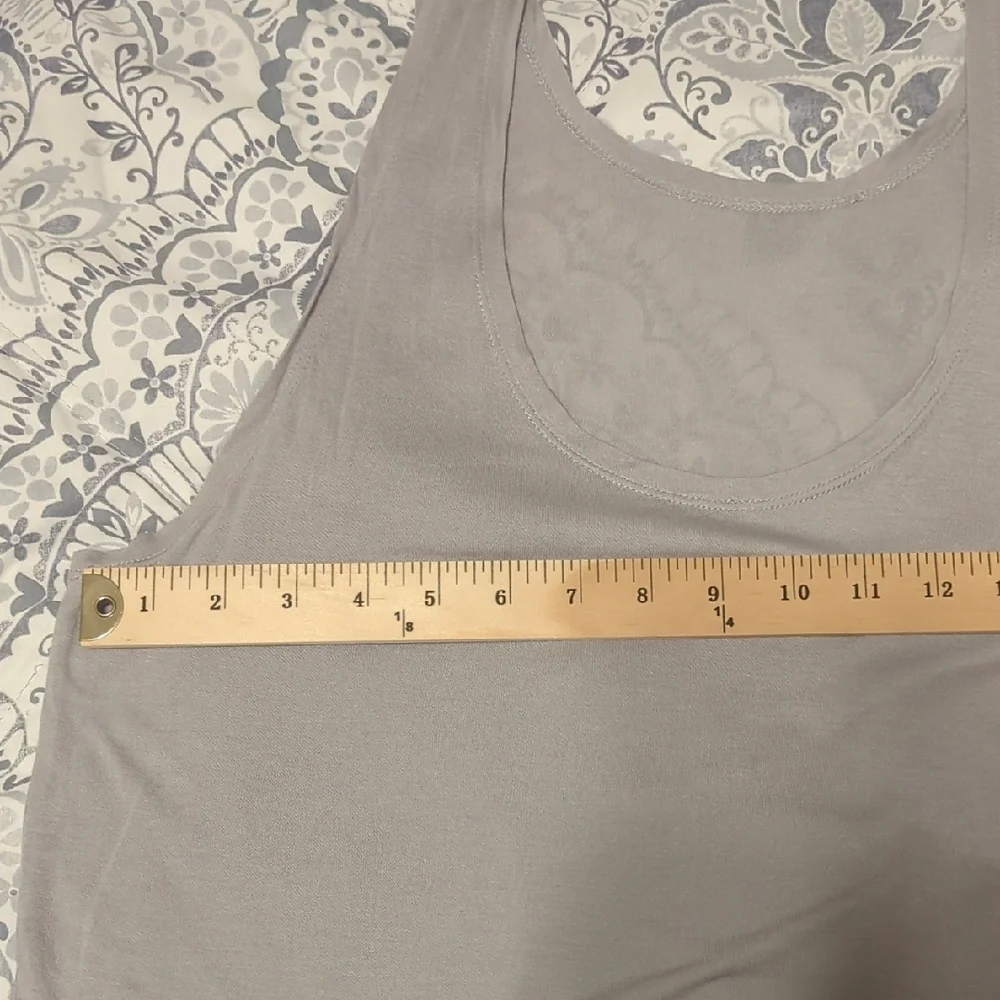ALO Yoga Light Gray Scoop Tank with Strappy Low Back